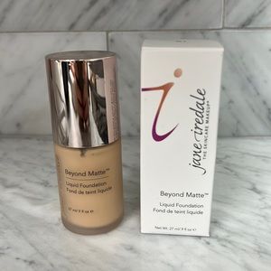Jane iredale beyond matte foundation M7